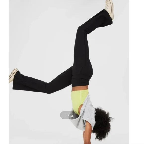 OFFLINE By Aerie The Hugger High Waisted Foldover Flare LeggingSize XXS - Picture 2 of 14